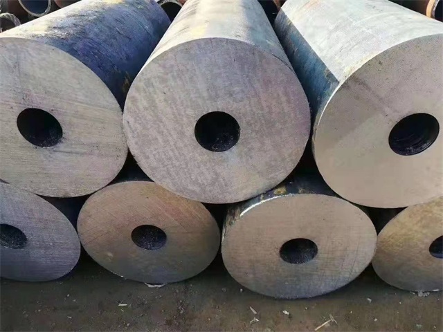 宿迁35crmo厚壁无缝钢管